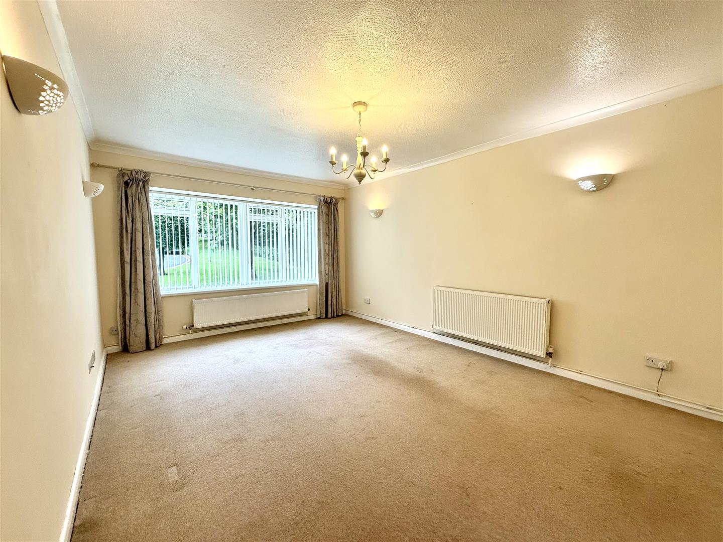 Long Oaks Court, Sketty, Swansea, SA2 0QH